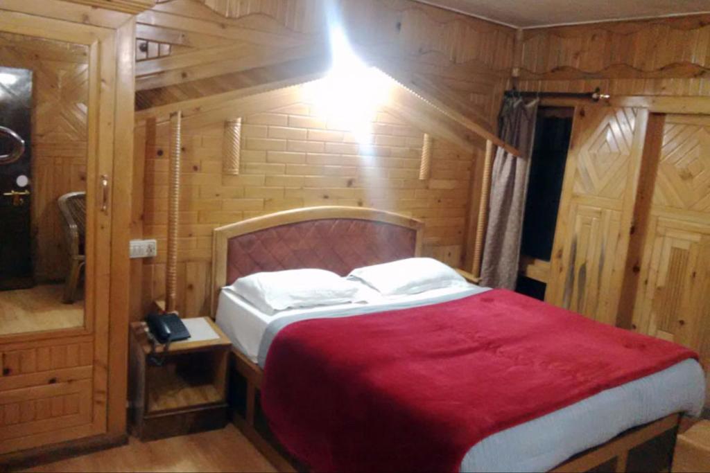 Hotel New Bharat Bhimtal Ngoại thất bức ảnh